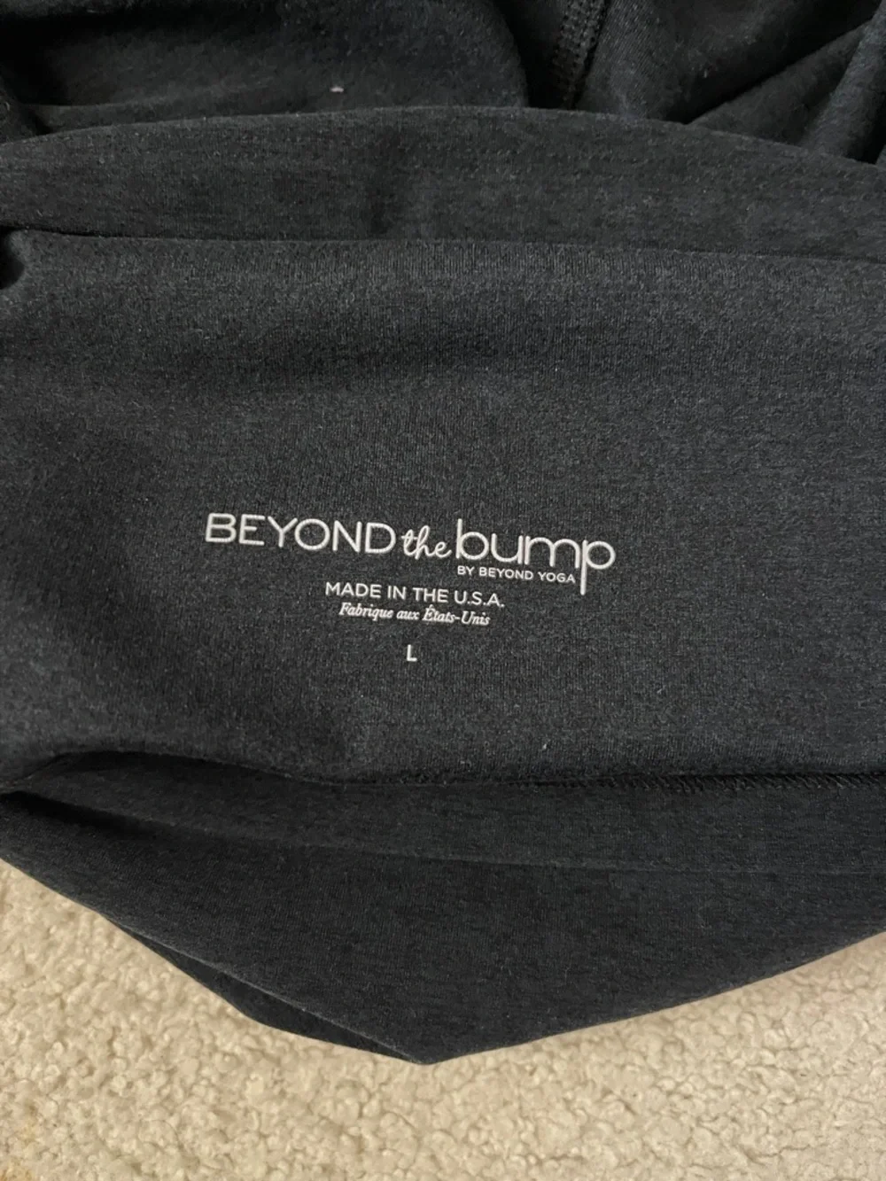 Beyond Yoga Black Maternity Leggings - Picture 3 of 3
